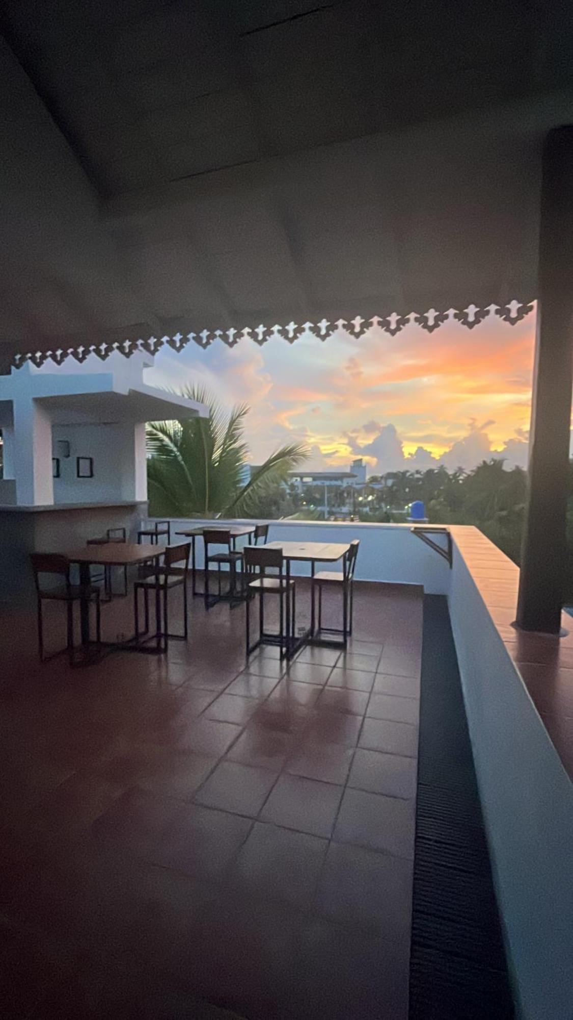 Beach Club Apartments إندوروفا المظهر الخارجي الصورة