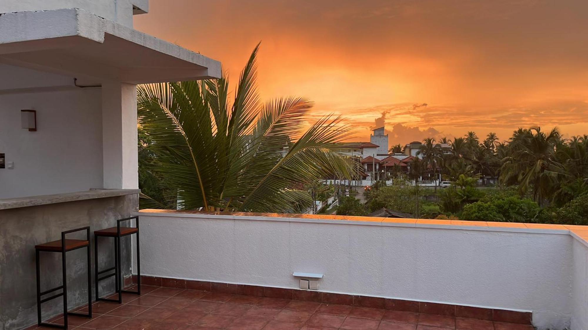 Beach Club Apartments إندوروفا المظهر الخارجي الصورة