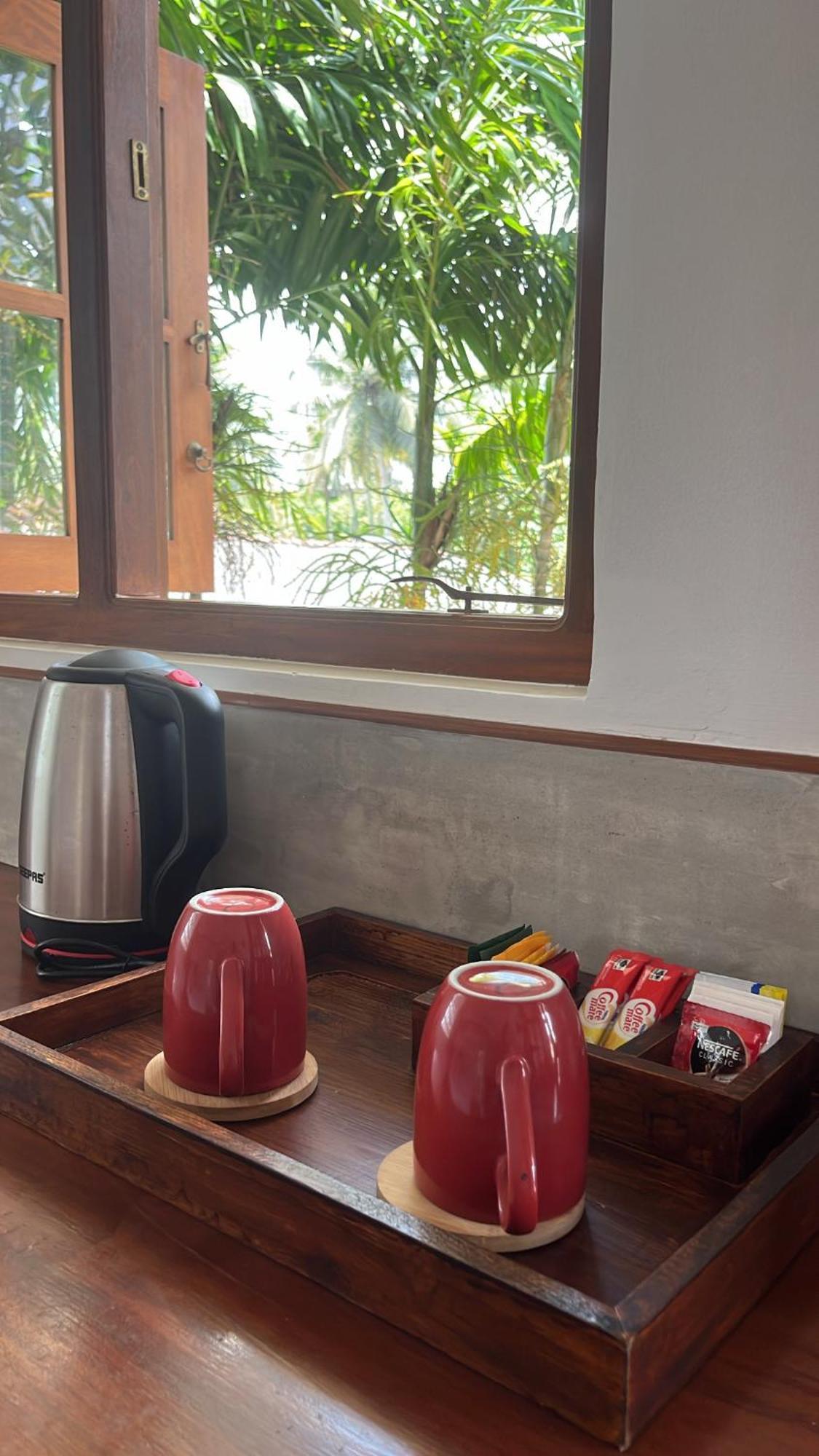 Beach Club Apartments إندوروفا المظهر الخارجي الصورة